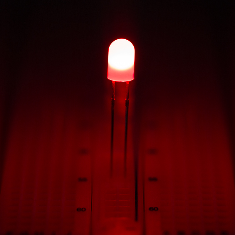 5mm Red Through Hole LED - 625 nm - T1 3/4 LED w/ 360 Degree Viewing Angle - Click Image to Close